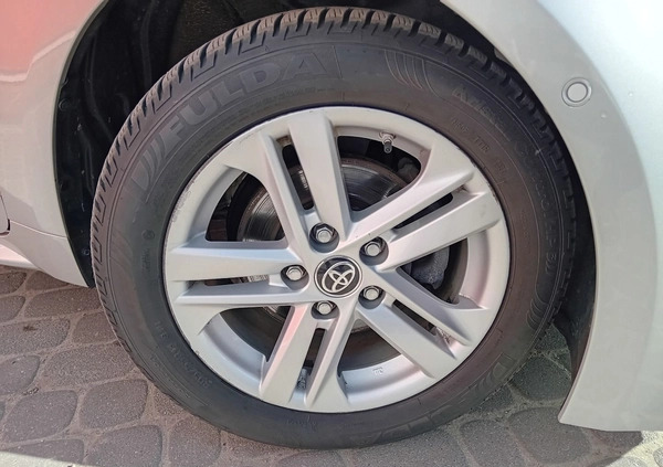 Toyota Corolla cena 95800 przebieg: 85110, rok produkcji 2021 z Grudziądz małe 379
